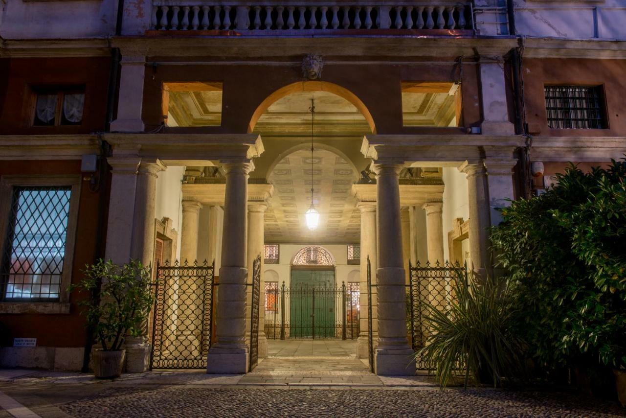 Il Cappello Di Giulietta Ξενοδοχείο Βερόνα Εξωτερικό φωτογραφία